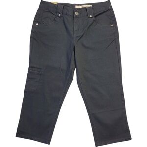 NWT DKNY Jeans Woman’s Black Capri Pants with knee pockets size 10